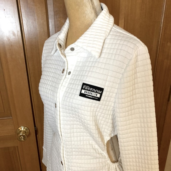 Chic Letter Patched  Flounce Sleeve Shirt Dress - Picture 6 of 16